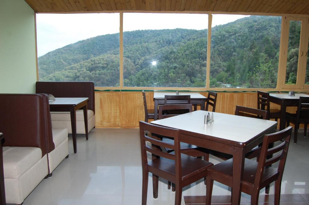 Natureraga Fernhill Resort צ'איל מראה חיצוני תמונה