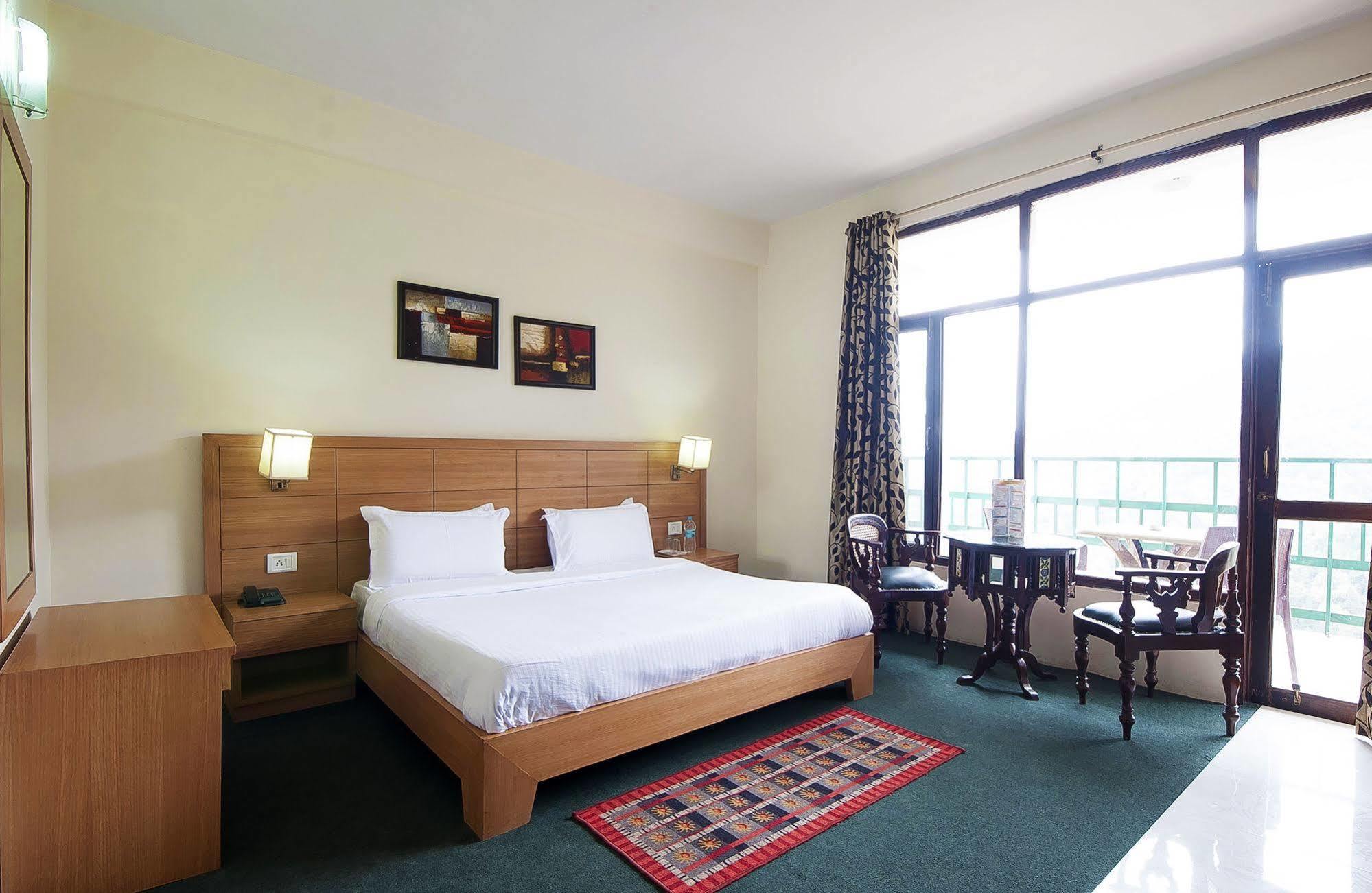 Natureraga Fernhill Resort צ'איל מראה חיצוני תמונה