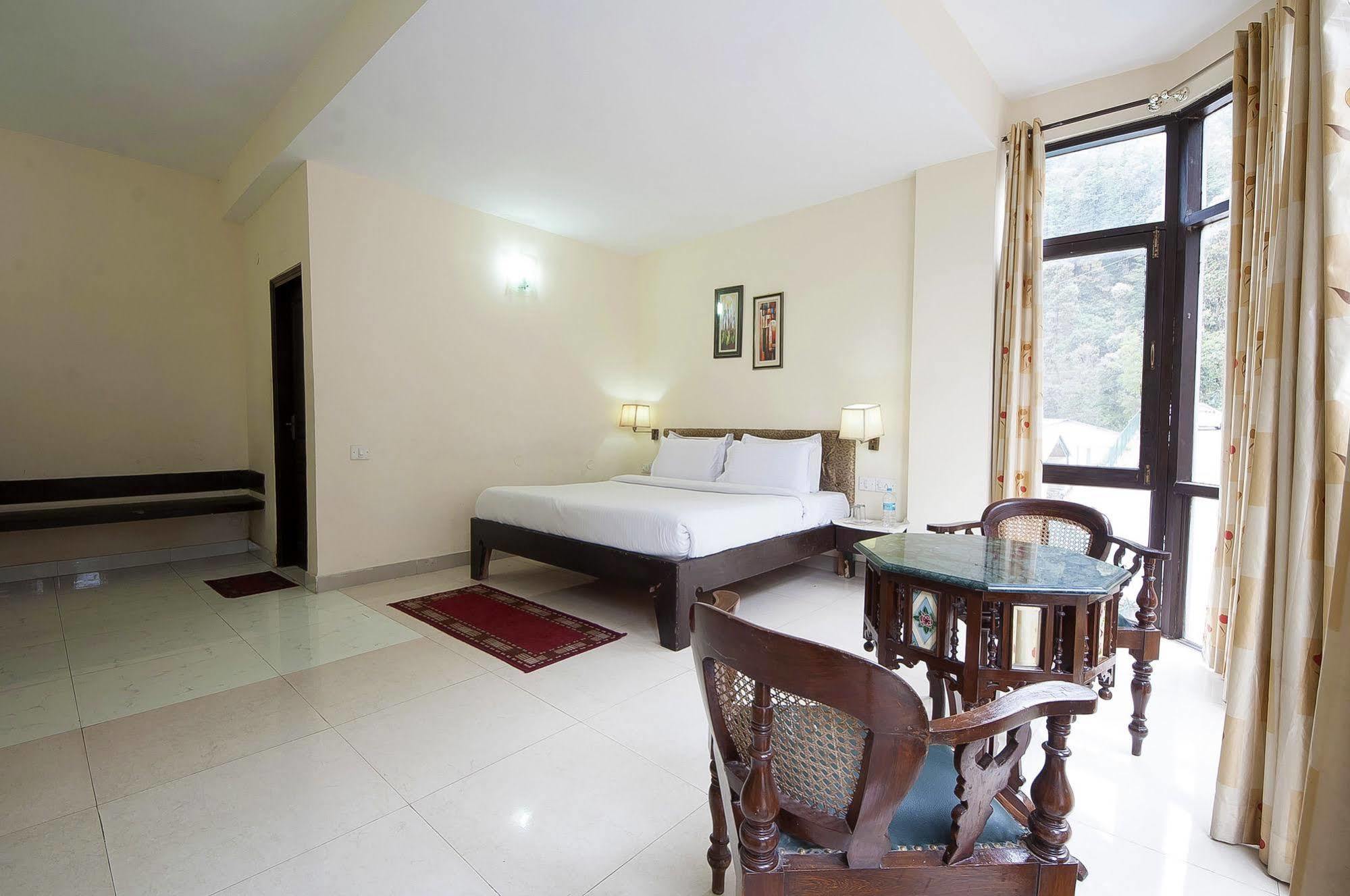 Natureraga Fernhill Resort צ'איל מראה חיצוני תמונה