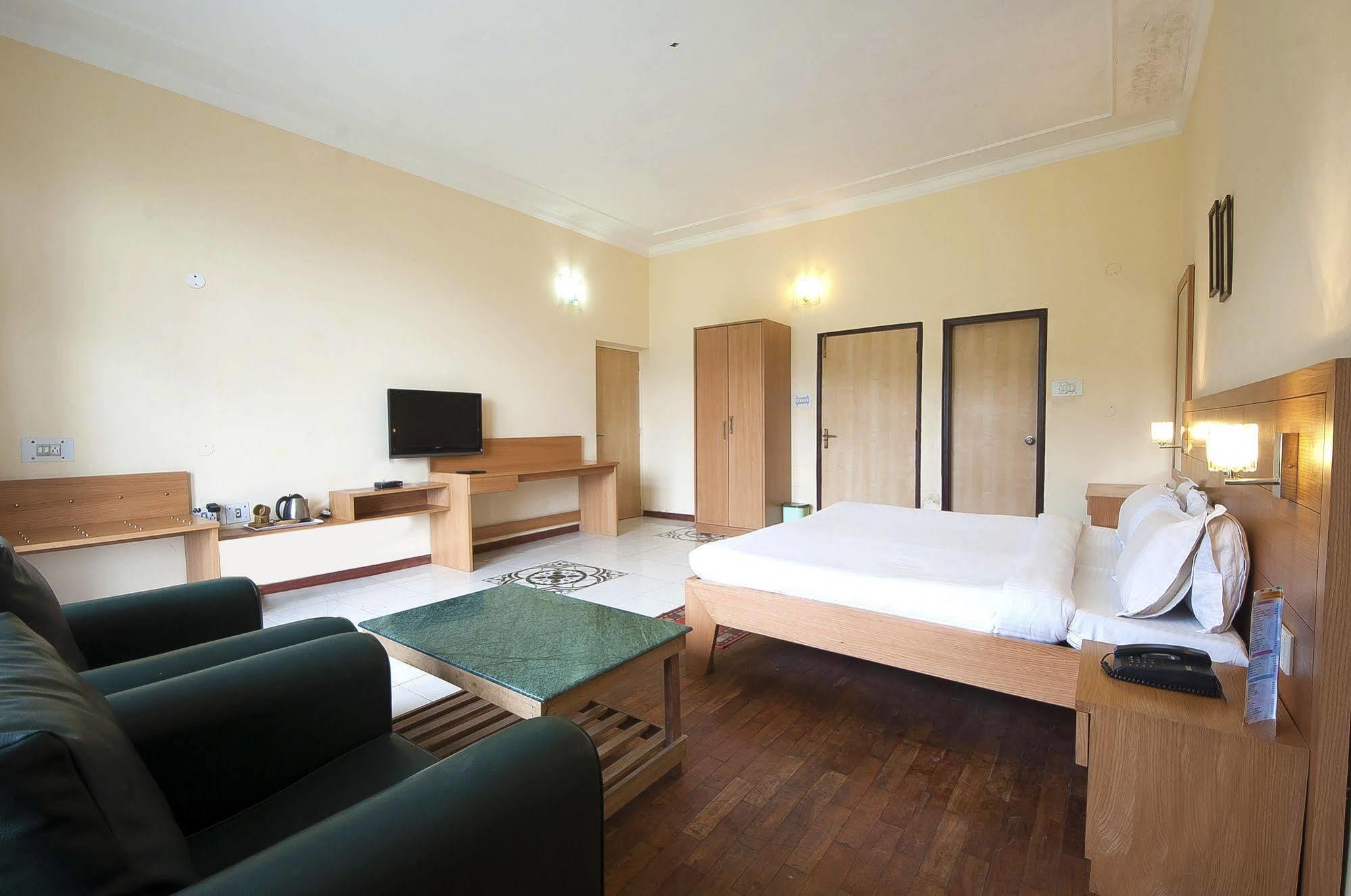 Natureraga Fernhill Resort צ'איל מראה חיצוני תמונה
